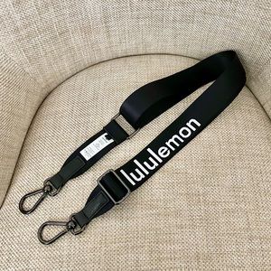 SOLD:🎀lululemon athletica Crossbody Strap🎀